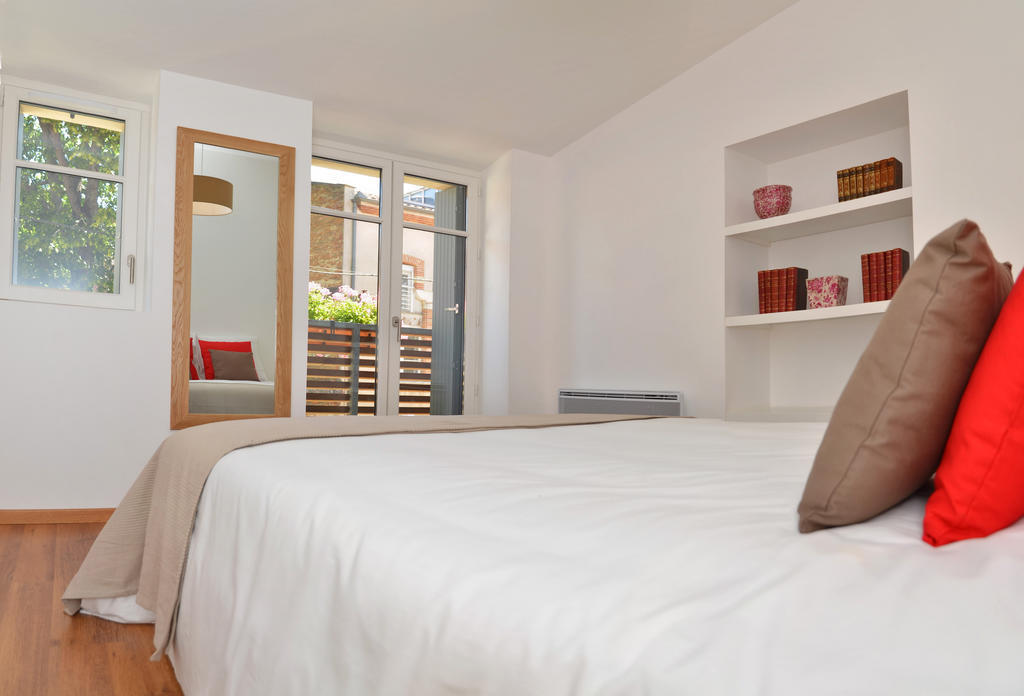Le Clos Des Salins Toulouse Room photo
